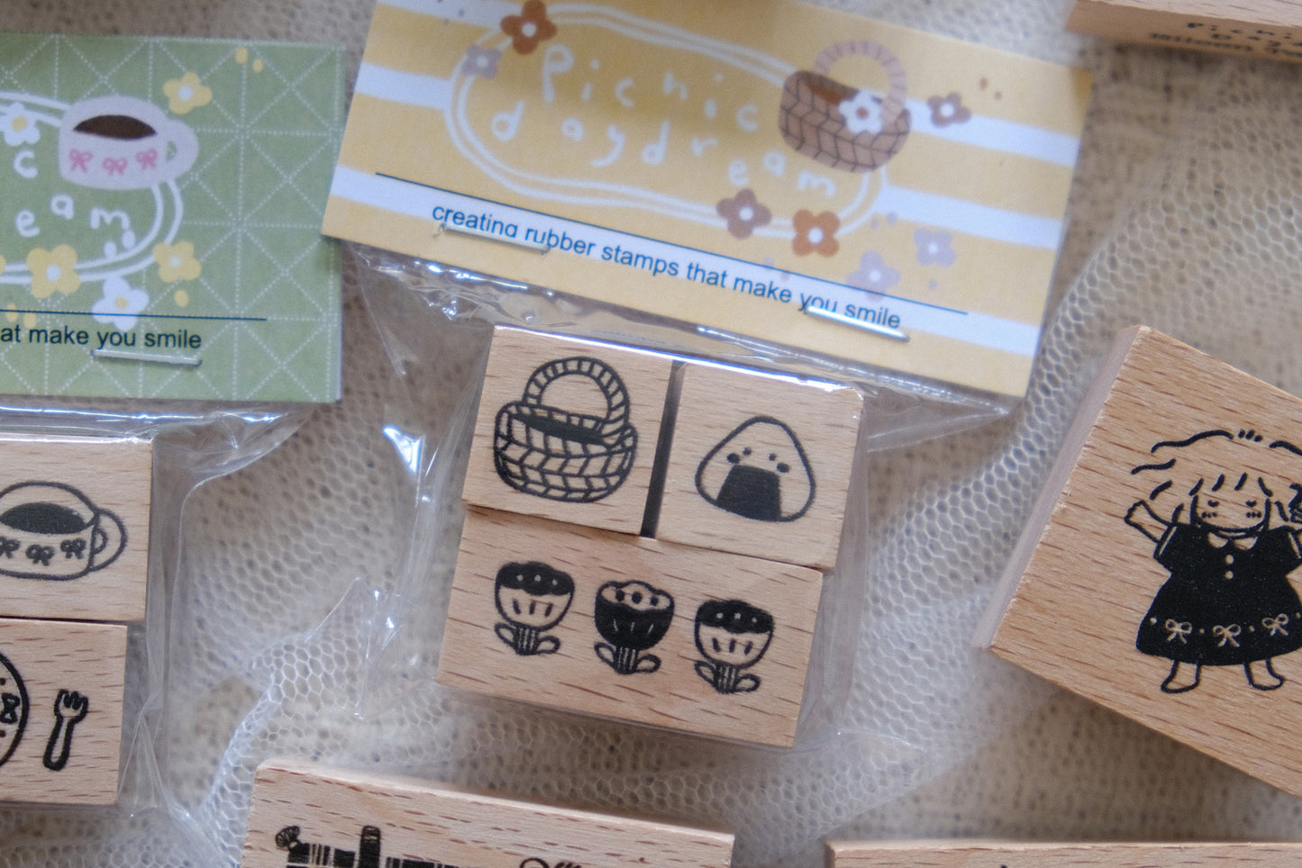 {Picnic Daydream} Rubber Stamp Sets