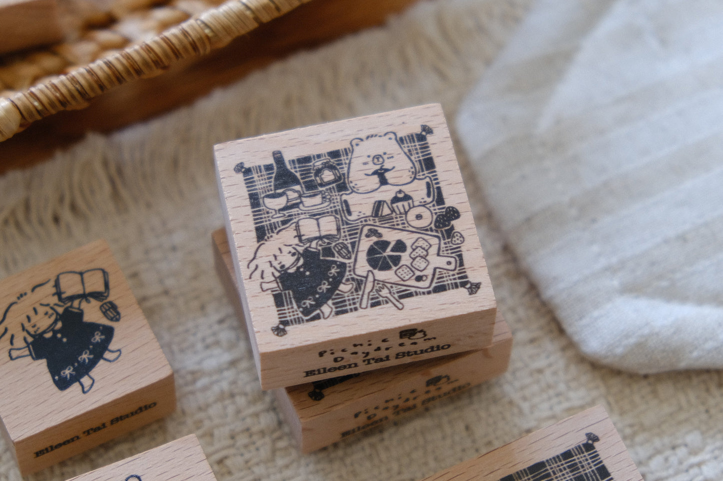 {Picnic Daydream} Rubber Stamps